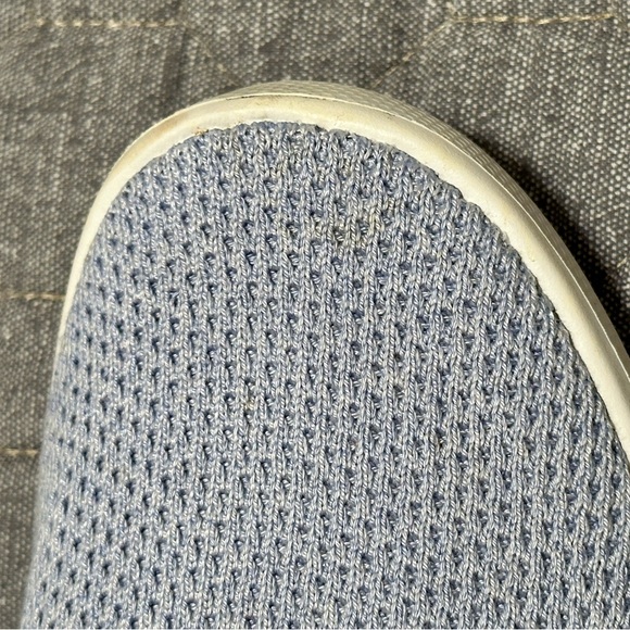 Like new Allbirds Tree Loungers in periwinkle blue - women’s size 9 - Picture 6 of 8